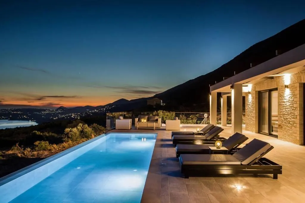 Panorama Blue Kefalonia - Luxury Villa In Lourdata Simotata