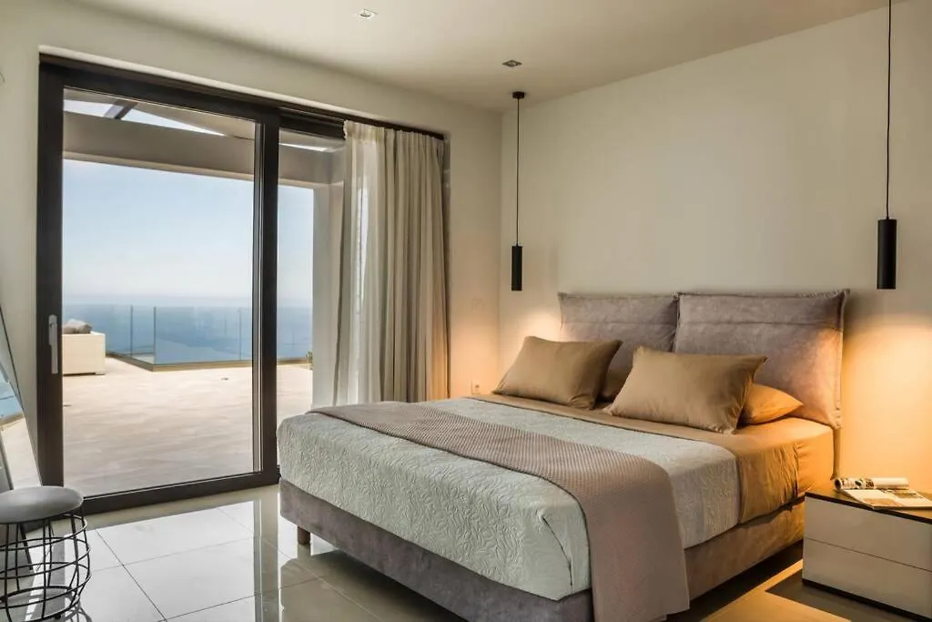 Panorama Blue Kefalonia - Luxury Villa In Lourdata Simotata