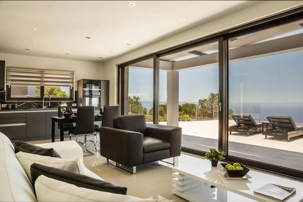 Panorama Blue Kefalonia - Luxury Villa In Lourdata Simotata
